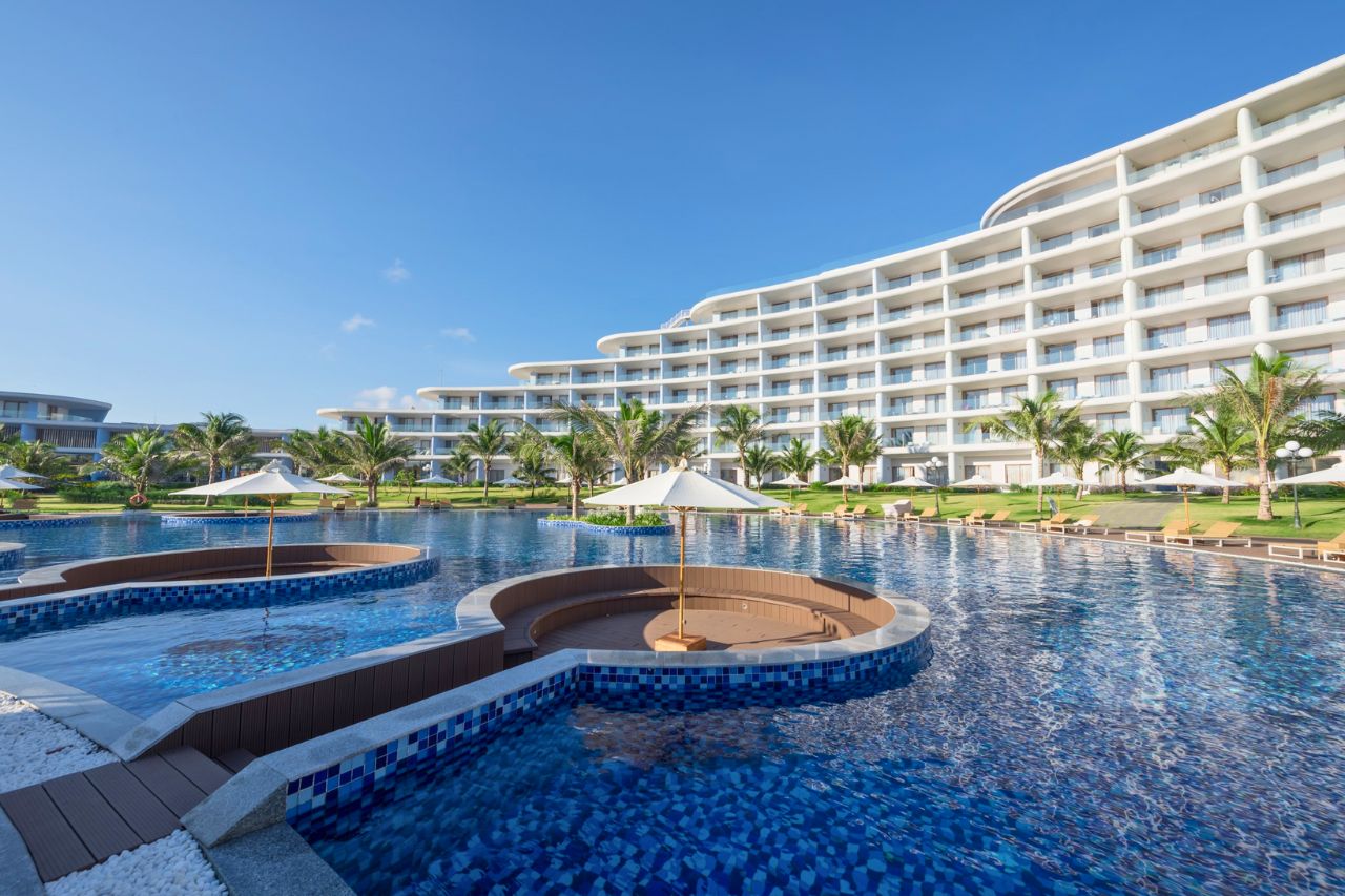 FLC Quy Nhơn Resort - Bãi biển (2)