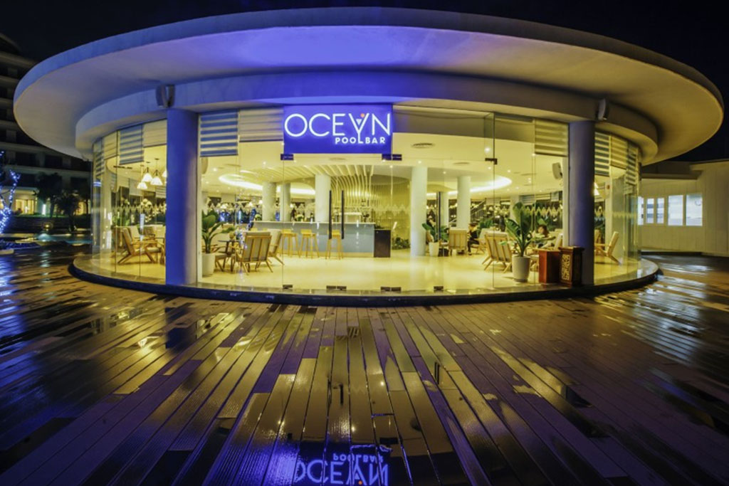 Ocean Pool Bar FLC Quy Nhon