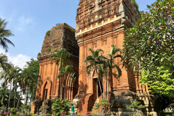 Các điểm tham quan và giá vé Quy Nhơn